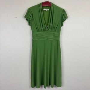 Evan-Picone V-Neck Ruched Waist Bubble Hem Sleeves Knee Length Dress Green